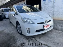 トヨタ プリウス