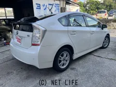 トヨタ プリウス