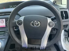 トヨタ プリウス