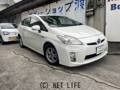 トヨタ プリウス
