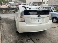 トヨタ プリウス
