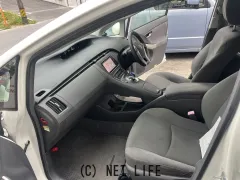 トヨタ プリウス