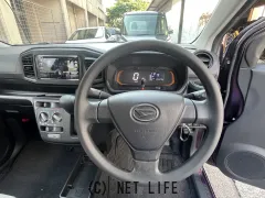 ダイハツ ミライース