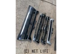 外装・エアロ ハイエースグリル