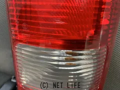 外装・エアロ ハイエース 右 テールランプ