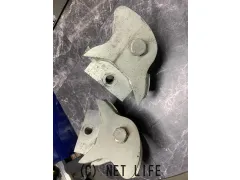 足廻り ランドクルーザー80 リーディングアームダウンブラケット