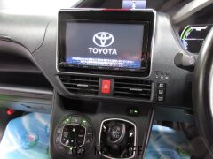 トヨタ ヴォクシー