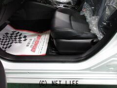 トヨタ カローラ