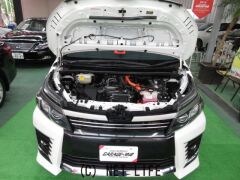 トヨタ ヴォクシー