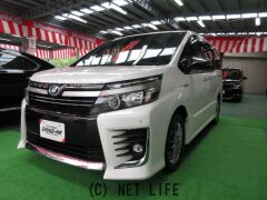 トヨタ ヴォクシー