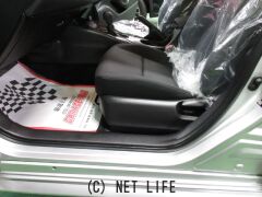 トヨタ カローラ