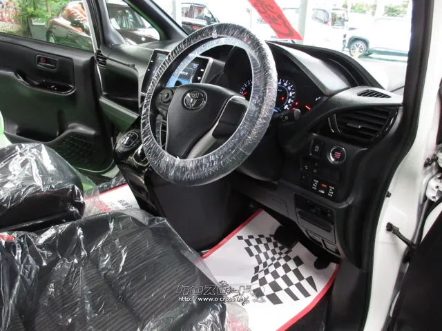 トヨタ ヴォクシー