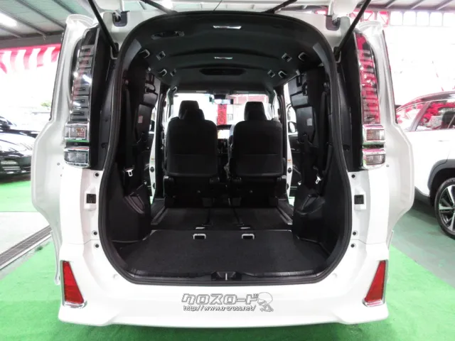 トヨタ ヴォクシー