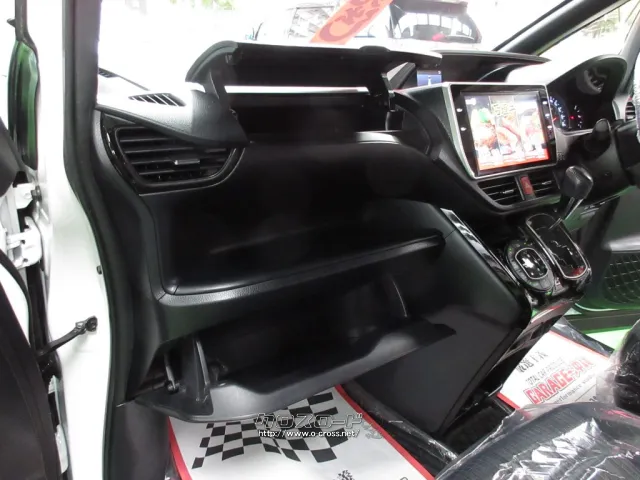 トヨタ ヴォクシー