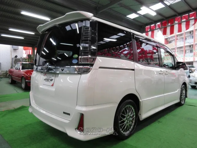 トヨタ ヴォクシー