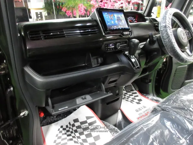 ホンダ N-BOX