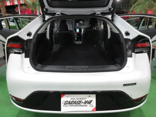 トヨタ プリウス