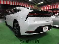 トヨタ プリウス