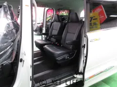 トヨタ エスクァイア