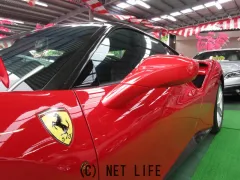 フェラーリ 488GTB