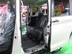 三菱 デリカミニ