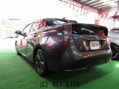 トヨタ プリウス