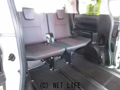 トヨタ エスクァイア