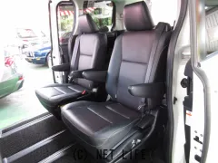 トヨタ エスクァイア