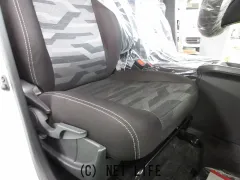 ダイハツ タフト