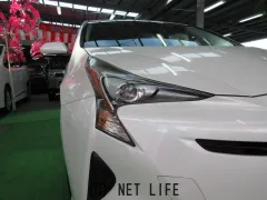トヨタ プリウス