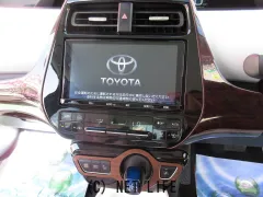 トヨタ プリウス
