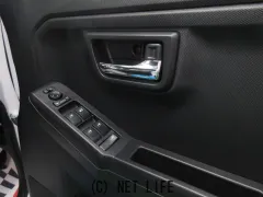 ダイハツ タフト