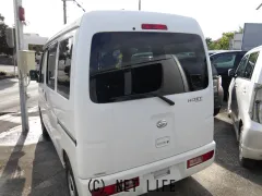 ダイハツ ハイゼットカーゴ
