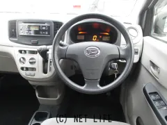 ダイハツ ミライース