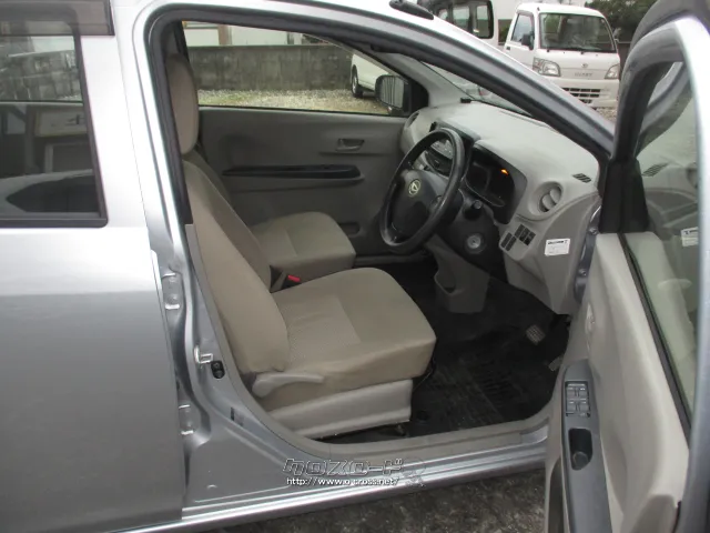 ダイハツ ミライース