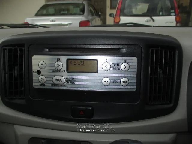 ダイハツ ミライース