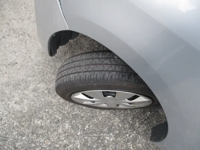 ダイハツ ミライース