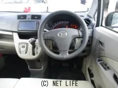 ダイハツ ムーヴ