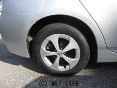 トヨタ プリウス