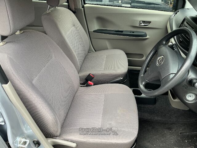 ダイハツ ミライース