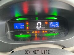 ダイハツ ミライース