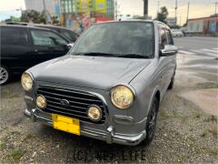 ダイハツ ミラジーノ
