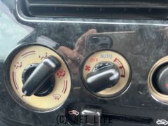 ダイハツ ミラジーノ