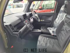 ダイハツ タフト