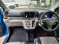 ダイハツ ミライース