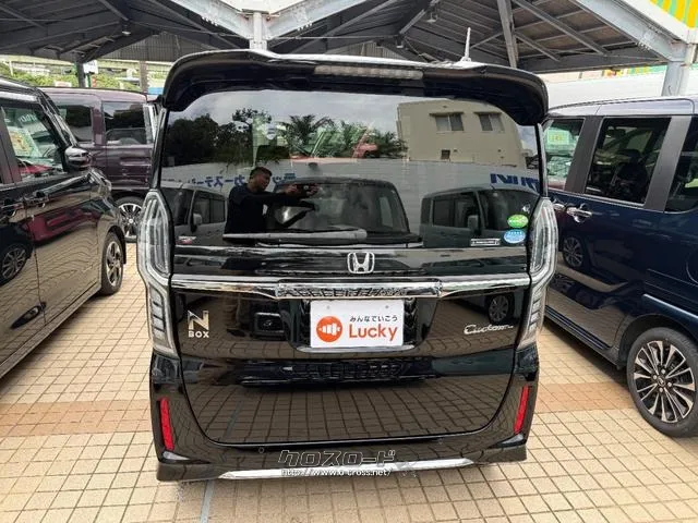 ホンダ N-BOX