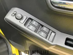 ダイハツ タフト