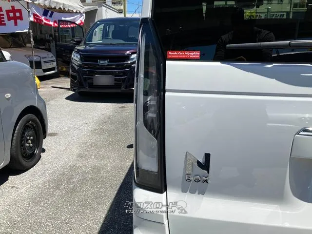 ホンダ N-BOX
