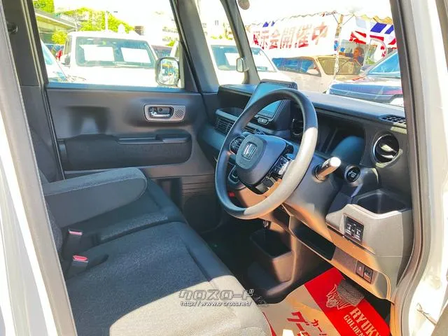 ホンダ N-BOX