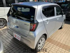 ダイハツ ミライース